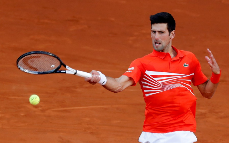 Ðoković bolji od Šapovalova, večeras još jedan meč