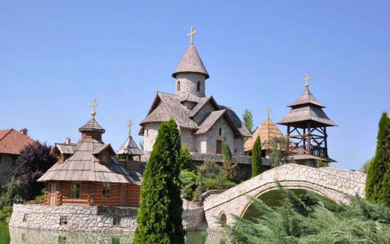 Srpska predstavlja svoj turistički potencijal na sajmu u Sloveniji - Etno-selo ,,Stanišići