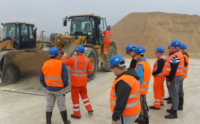 Praksa as u rukavu srednjoškolaca