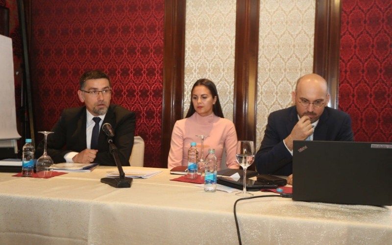 MMF: Javna preduzeća u BiH su prezadužena i stranačka