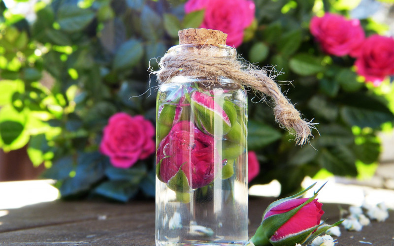 8 načina na koje su ljudi pravili mirise prije pojave dezodoransa