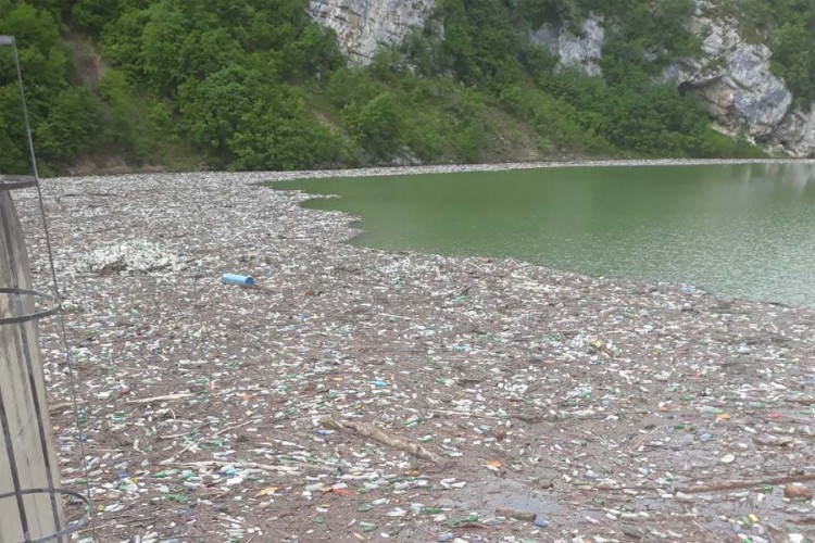 Pukla mreža Eko centra Bočac: Sav otpad završio kod hidroelektrane