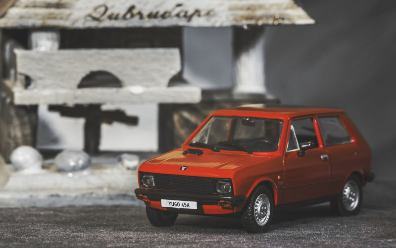 Koliko je u Jugoslaviji moralo da se radi za kupovinu automobila?