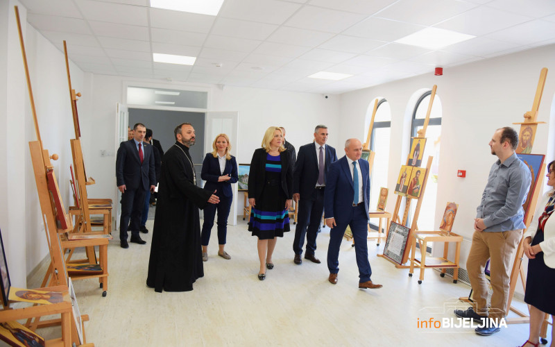 Otvoren kulturno-administrativni centar 