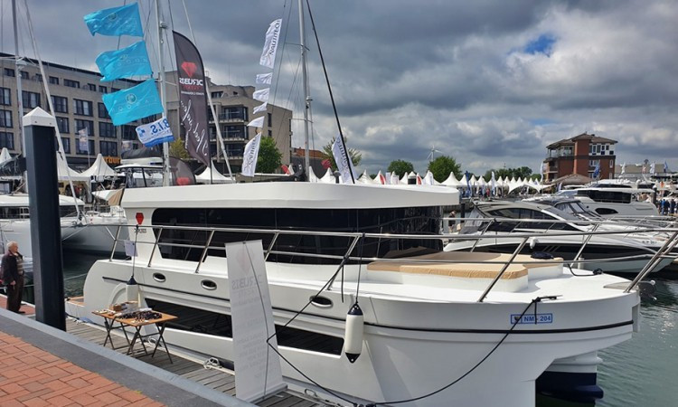 Prva jahta proizvedena u BiH predstavljena na sajmu u Hamburgu