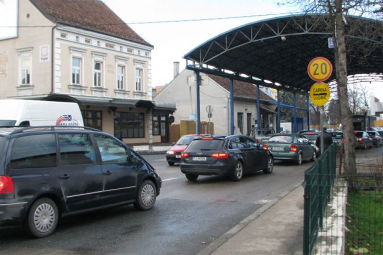 Pojačan saobraćaj na graničnim prelazima