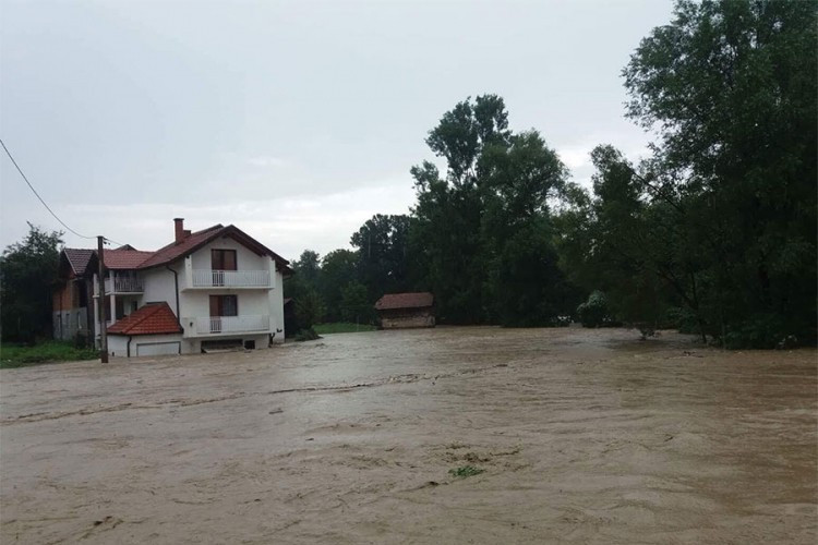 U Tuzli proglašeno stanje prirodne nesreće