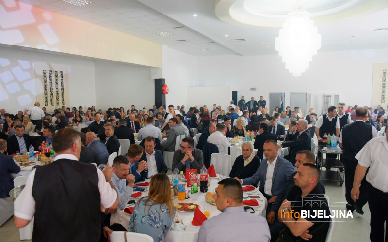 Marković iz PDP-a na skupu SNSD-a