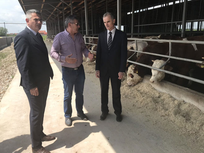 Gradonačelnici Bijeljine i Brčkog u posjeti ZP Komercu