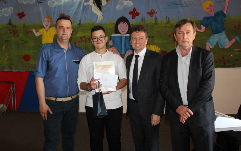 U školi u Donjoj Trnovi obilježen Dan učeničkih dostignuća