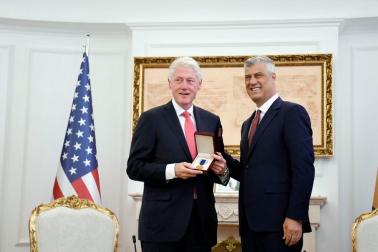 Tači odlikovao Klintona: