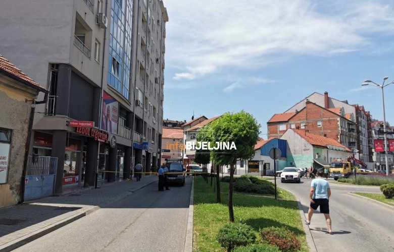 NOVI DETALJI ISTRAGE Pljačka banke u Bijeljini izvedena plastičnim pištoljem?