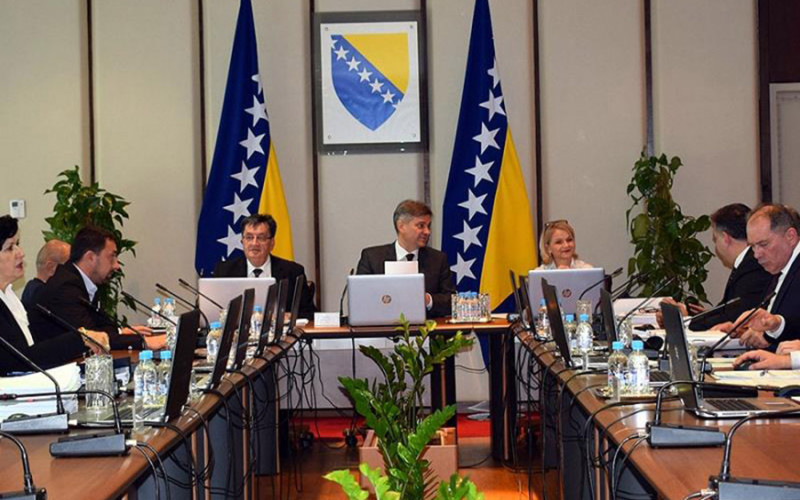 Blokada vlasti će ostaviti ozbiljne ekonomske posljedice