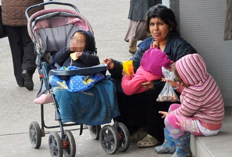 Kampanja za sprečavanje prosjačenja u Bijeljini: Mnogi djecu koriste za zaradu