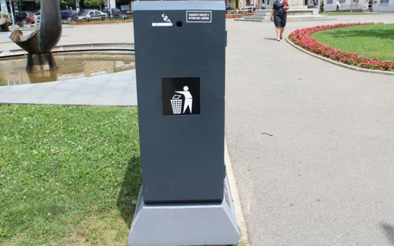 Savremene ulične kante u Bijeljini