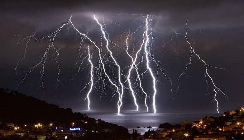 Muškarac (32) stradao kod udara groma