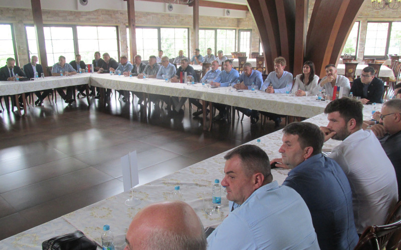 Višković: Rasterećenjem privrede do većih plata