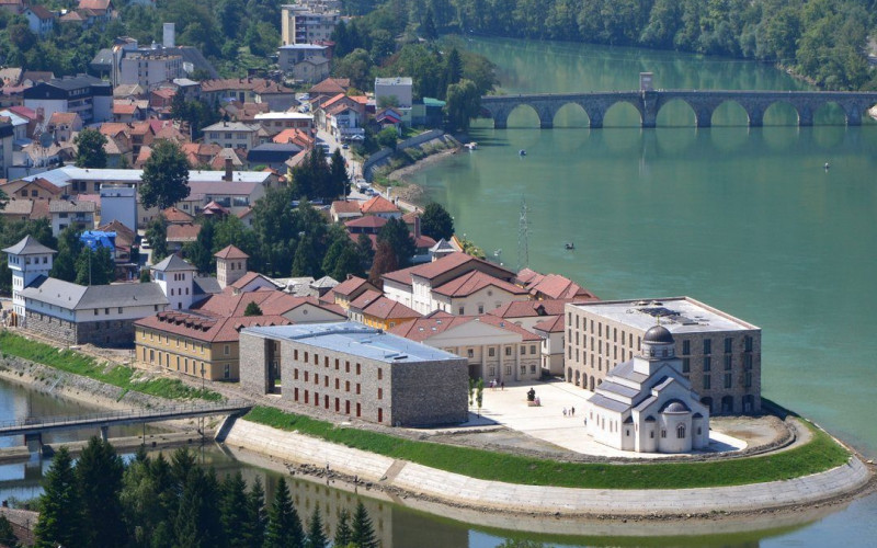 Konferencija posvećena savremenom romanu