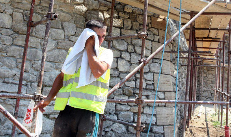 Apel Saveza sindikata RS: Tokom vrućina zaštiiti radnike
