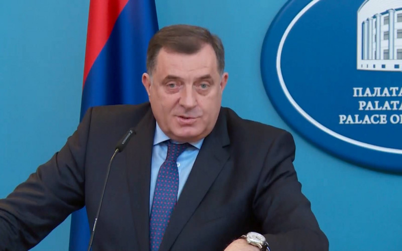 Dodik: Vojska neće ići na granicu sa Srbijom i Crnom Gorom