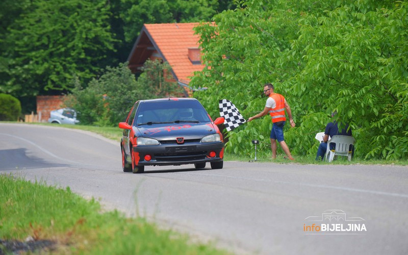 Brdske auto-trke za vikend u Loparama