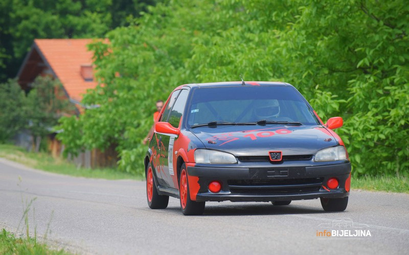 Brdske auto-trke u Loparama