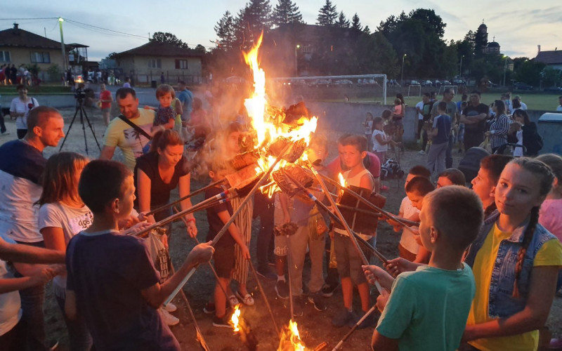 U Donjoj Trnovi tradicionalno lilanje /FOTO/