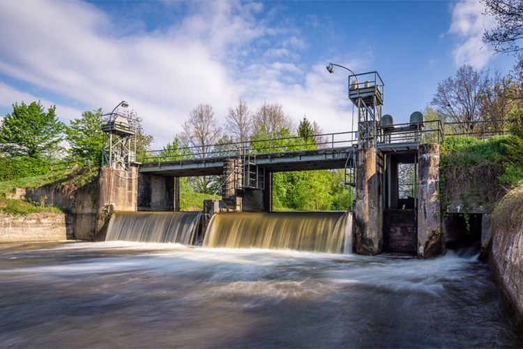 Vlada Republike Srpske žirant za kredite od 800 miliona KM