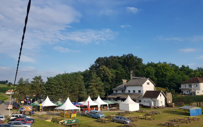 KOTLIĆ KOD TOČKA Gastronomska manifestacija okupila više hiljada posjetilaca