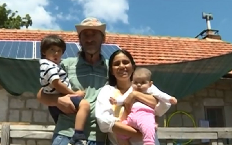 Neobična priča: Trebinjac oženio Indijanku, u napuštenom selu gaje koze