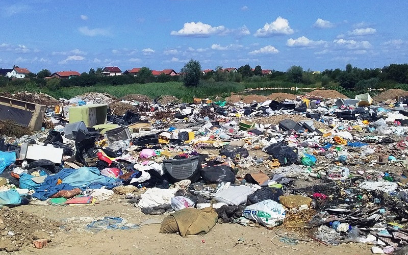 Bijeljina: Jezera zatrpana šutom i otpadom