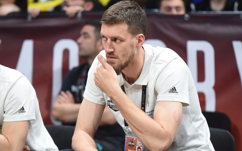 Kuzmić na kućnom liječenju