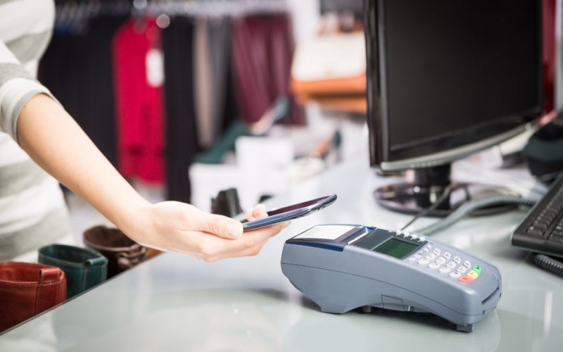 ZBOGOM KARTICAMA Pametni telefoni mijenjaju novčanike i vozačke dozvole