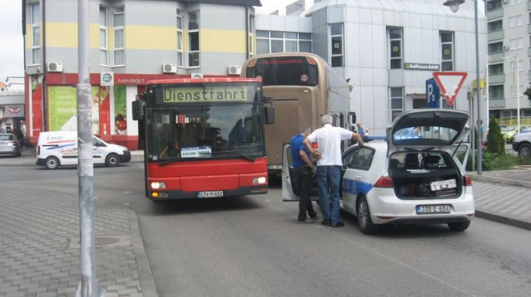 Sudar dva autobusa u centru grada