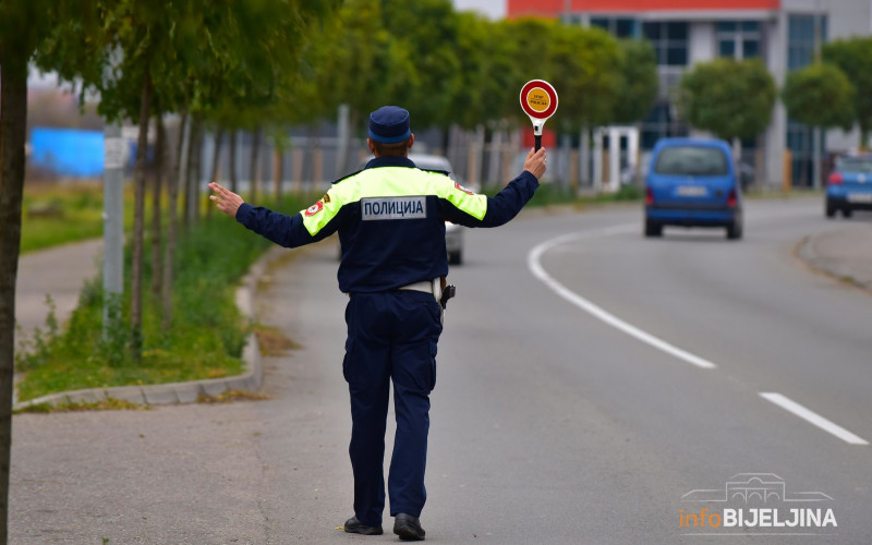 Svaki drugi kontrolisani vozač u RS prekoračio brzinu