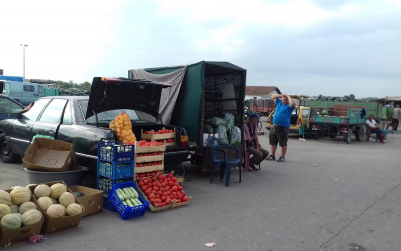 Sembersko povrće i voće nikad skuplje, pazari sve tanji