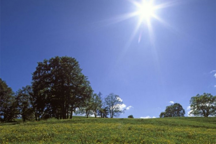 Danas sunčano i toplo