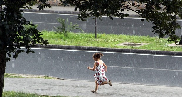 Naredne sedmice pljuskovi i grmljavina, temperatura do 36 stepeni