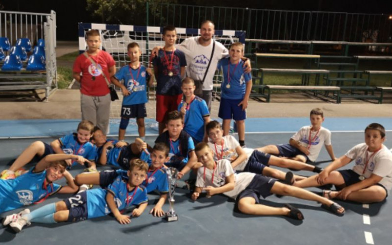 Mini rukometaši osvojili Vinkovce