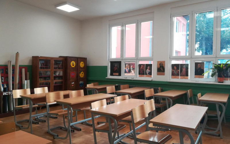 U većem dijelu BiH iz godine u godinu SVE MANJE upisanih prvačića