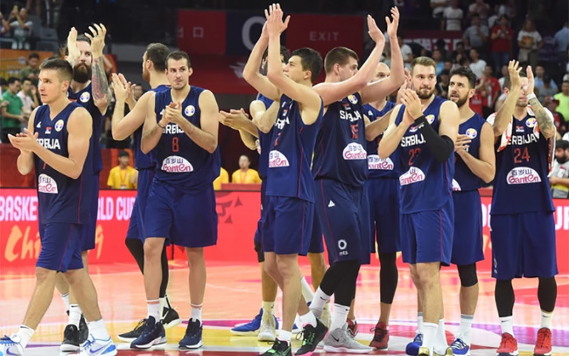 Hrvatski mediji: Srbi idu ka tronu, jer im je koš smisao života