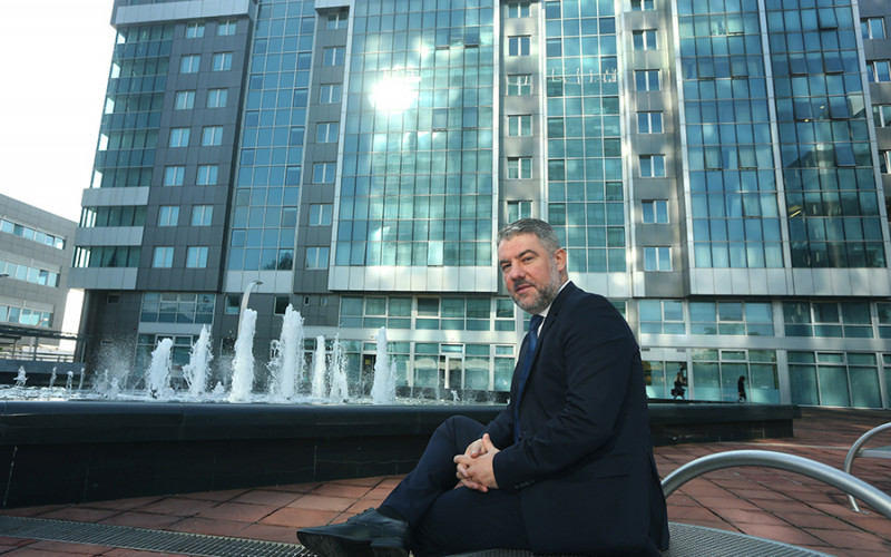 MAJKE SIGURNE, POSLODAVCI RASTEREĆENI Otkrivamo šta donosi novi zakon o dječjoj zaštiti