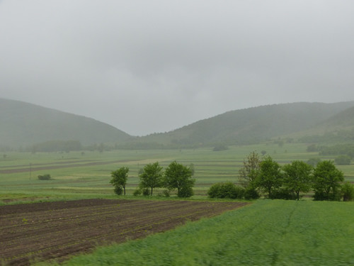 Oblačno sa sunčanim intervalima: Poslije podne pljuskovi