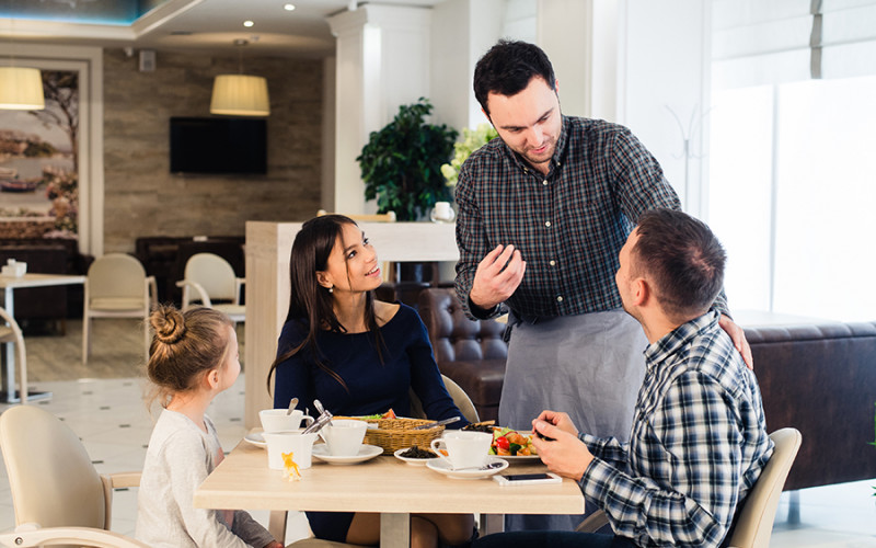 Istraživanje pokazalo da trgovce i ugostitelje ne krasi velika ljubaznost