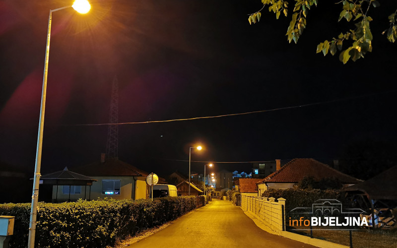 Nakon teksta InfoBijeljina: Proradila rasvjeta u Ulici Ive Andrića /FOTO/