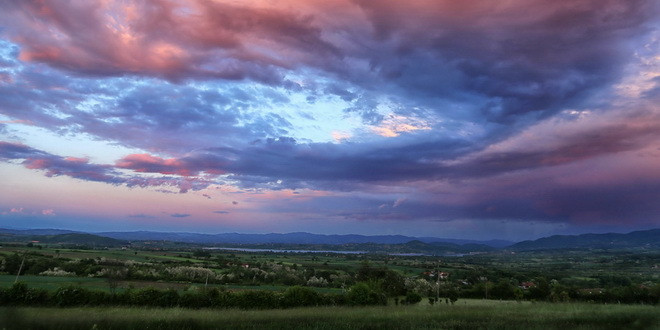 Danas oblačno i toplo
