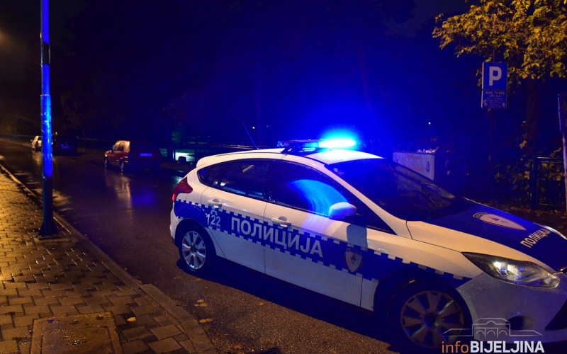 6 osoba provrijeđeno u lančanom sudaru na putu Bijeljina-Zvornik