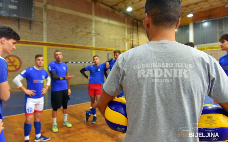 Odbojkaši Radnika u polufinalu Kupa Republike Srpske!