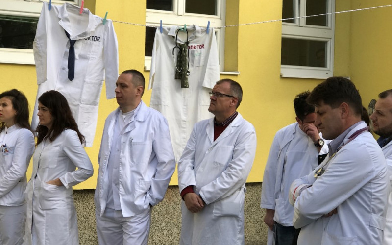 Ljekari u FBiH najavili generalni štrajk