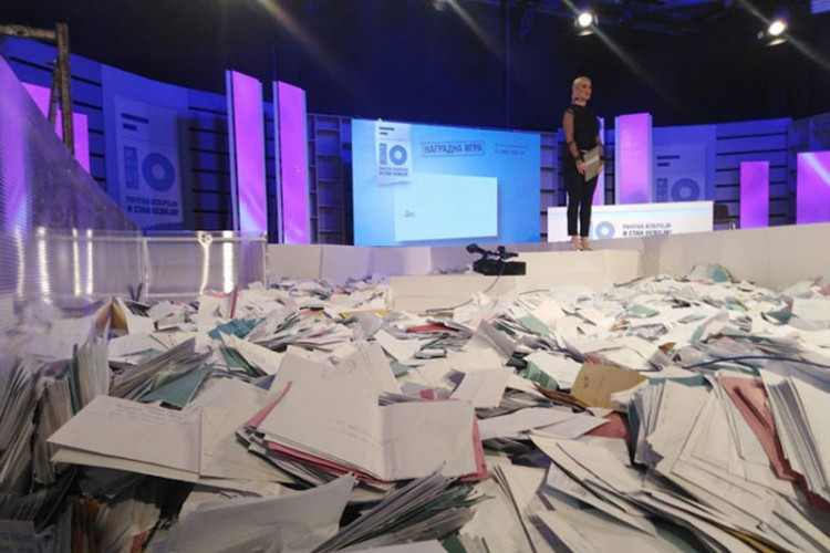 U trci za četvrti stan 1,84 miliona koverata